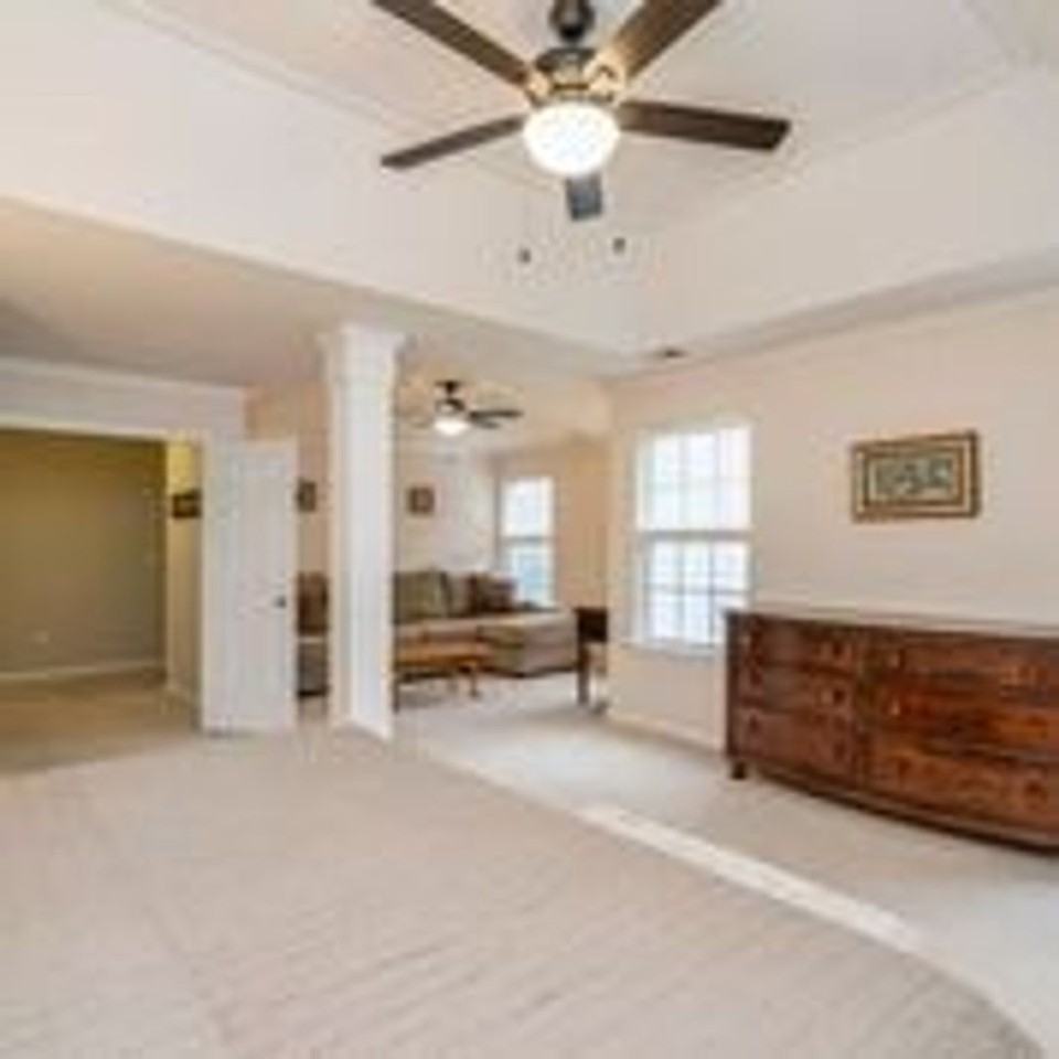 3 Dunwoody Ct - Photo 4 of 32
