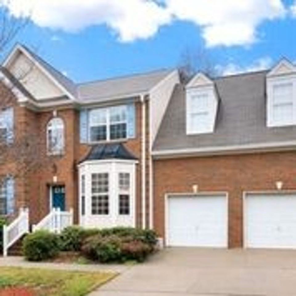 3 Dunwoody Ct - Photo 2 of 32