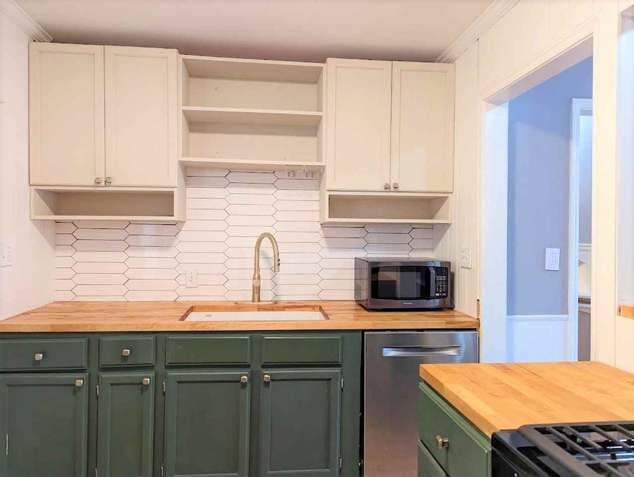 2113 Churchill Way - Photo 5 of 40