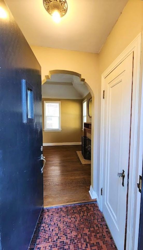 2208 Nw 25th St - Photo 2 of 40