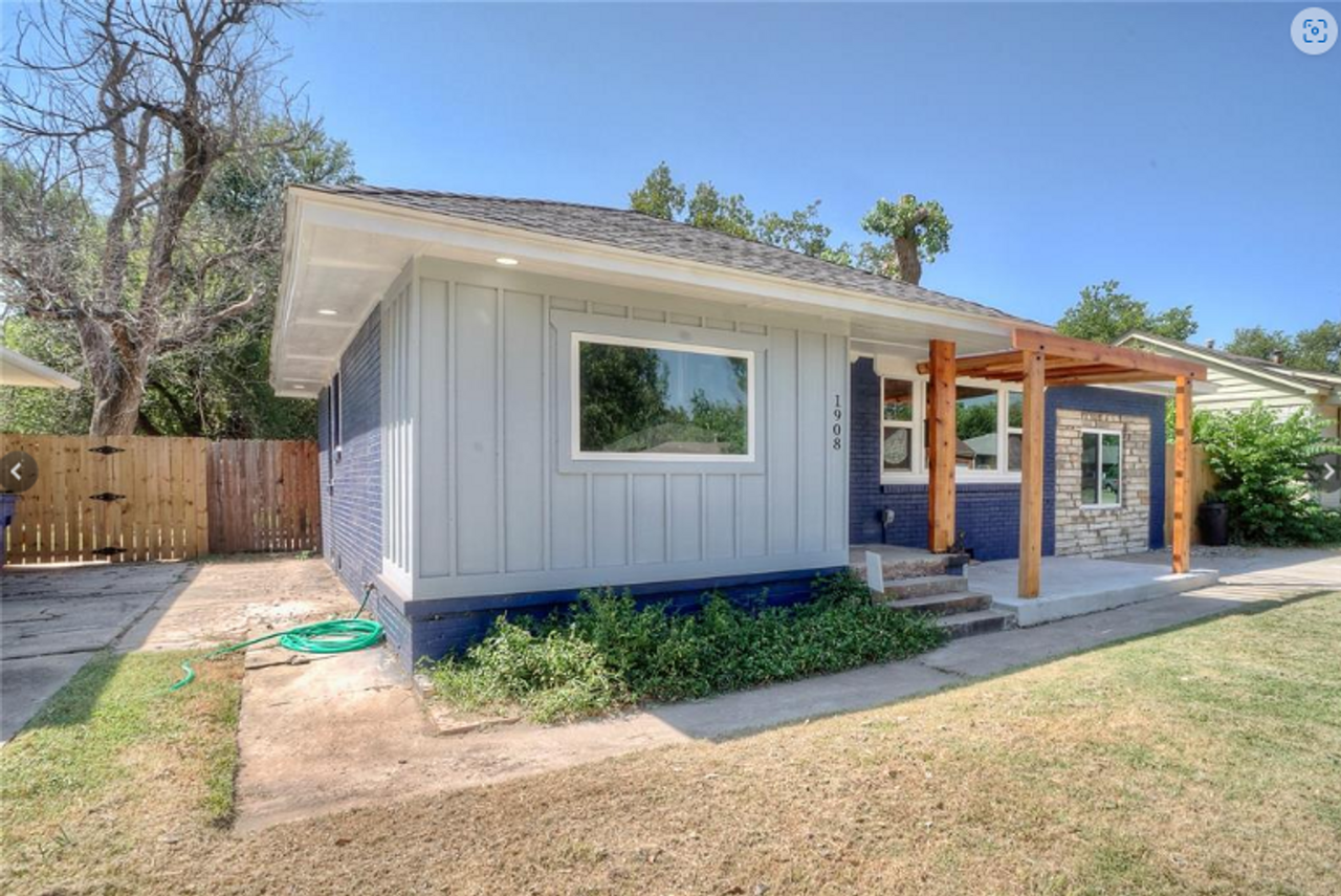 1908 Sheffield Rd - Photo 2 of 17