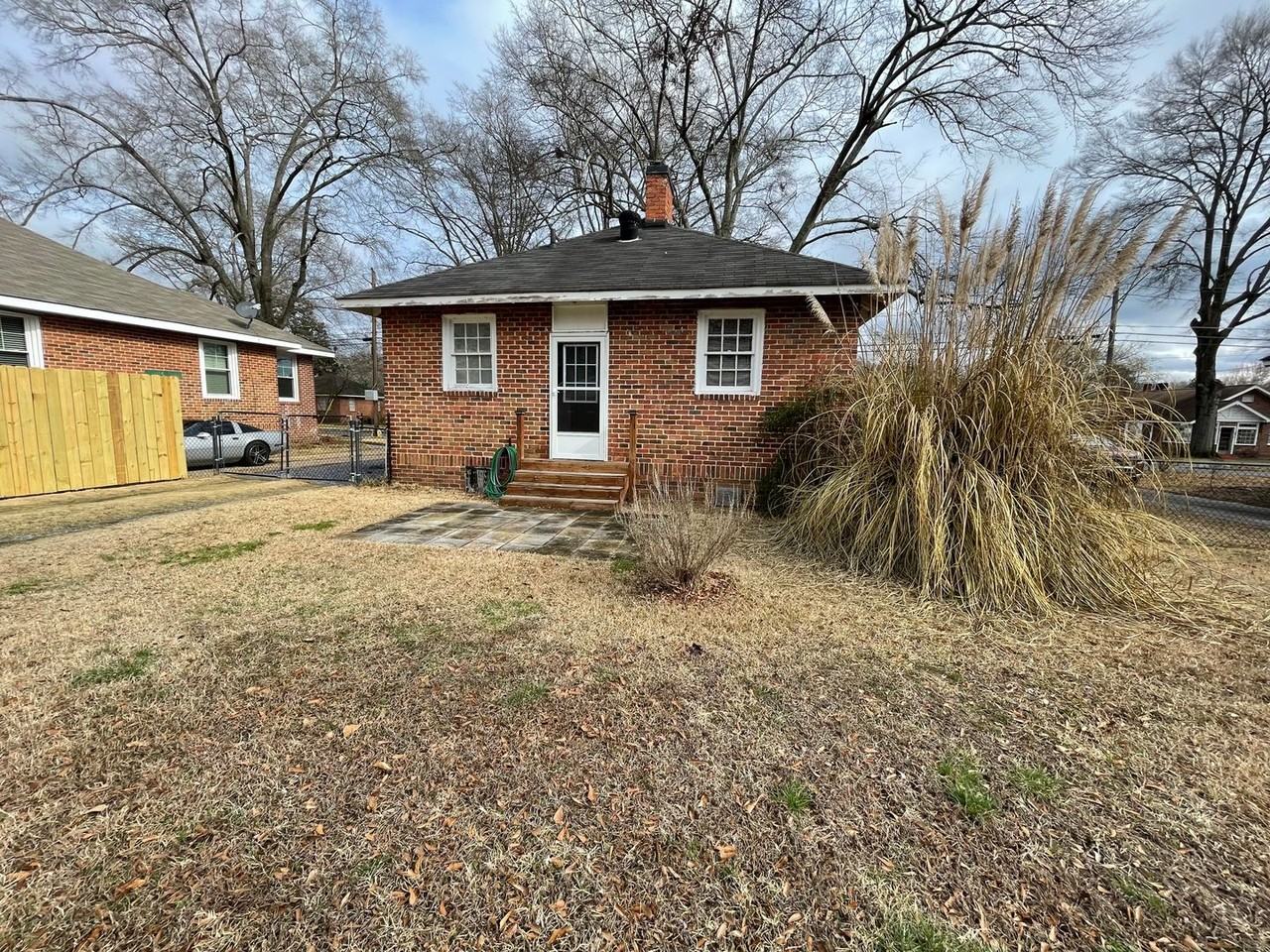 12 Dogwood St Ne - Photo 3 of 15