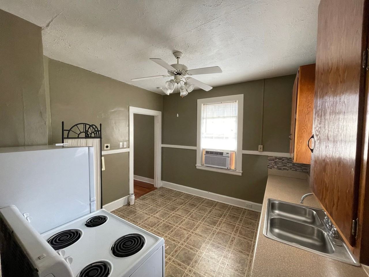 12 Dogwood St Ne - Photo 7 of 15