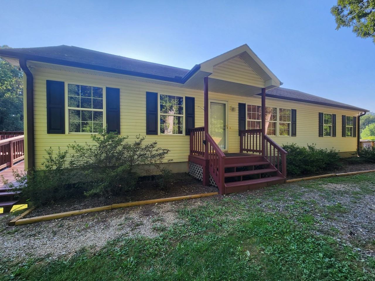 11 Avondale Cir - Photo 2 of 21