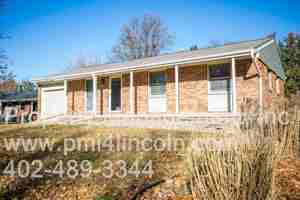 featured image of 8030 N Hazelwood Dr