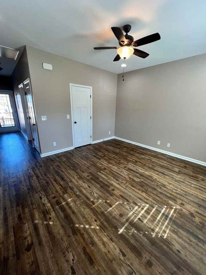 210 Buffalo Valley Drive - Photo 2 of 16