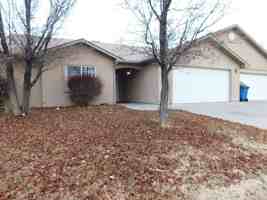 featured image of 3016 Oakwood Dr