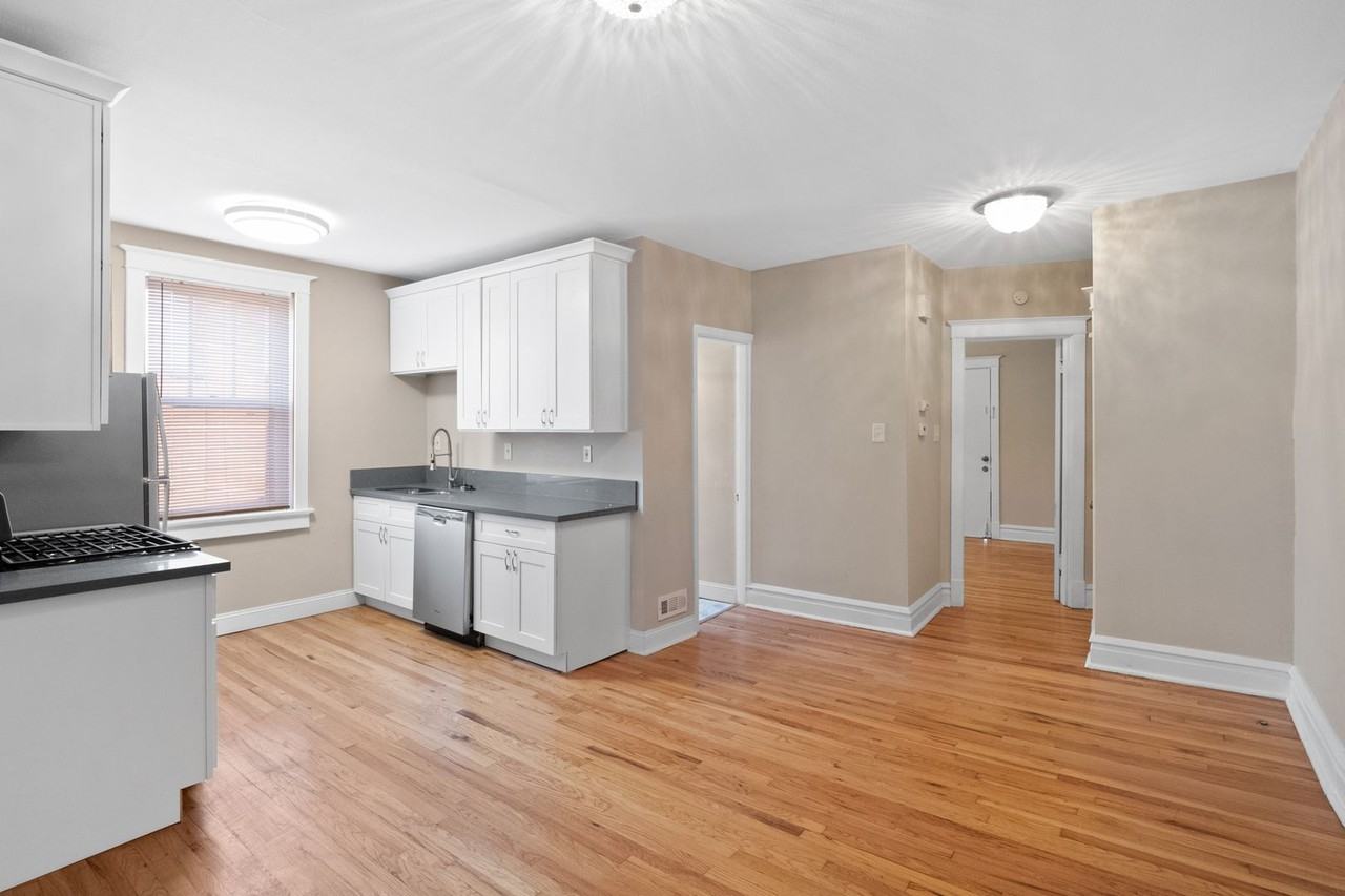 3959 Mcdonald Ave - Photo 6 of 18