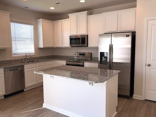 613 Battlewood Dr - Photo 6 of 17