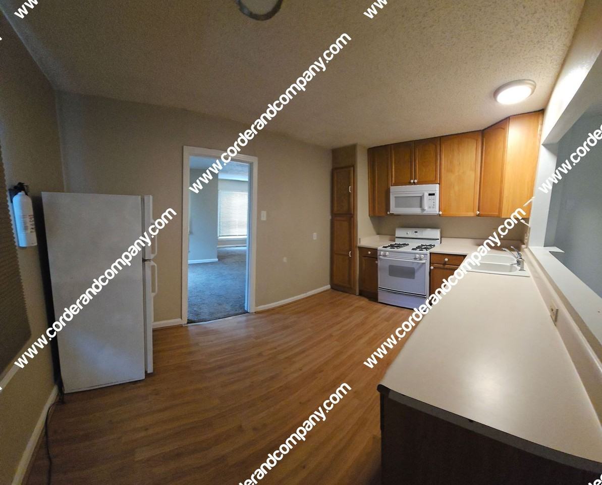 9617 Guadalupe Trl Nw - Photo 3 of 11