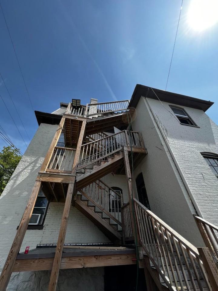 25 Broadway - Photo 3 of 7