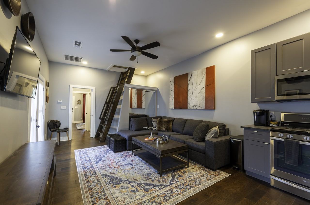 5412 Garland Ave - Photo 2 of 29