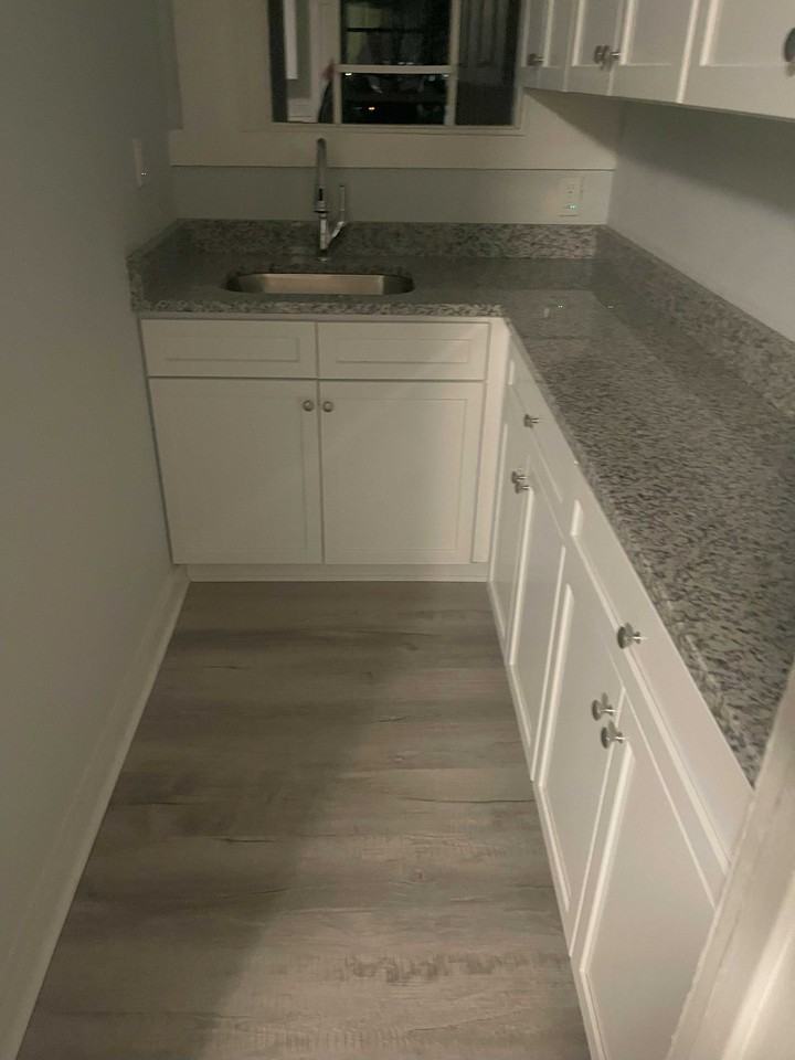 1835 State St - Photo 2 of 22