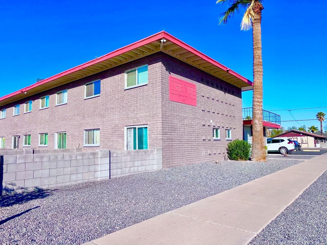 402 N 10th St #12 - Photo 3 of 17