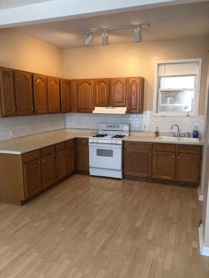 Ashland And 35th St. - Photo 2 of 6