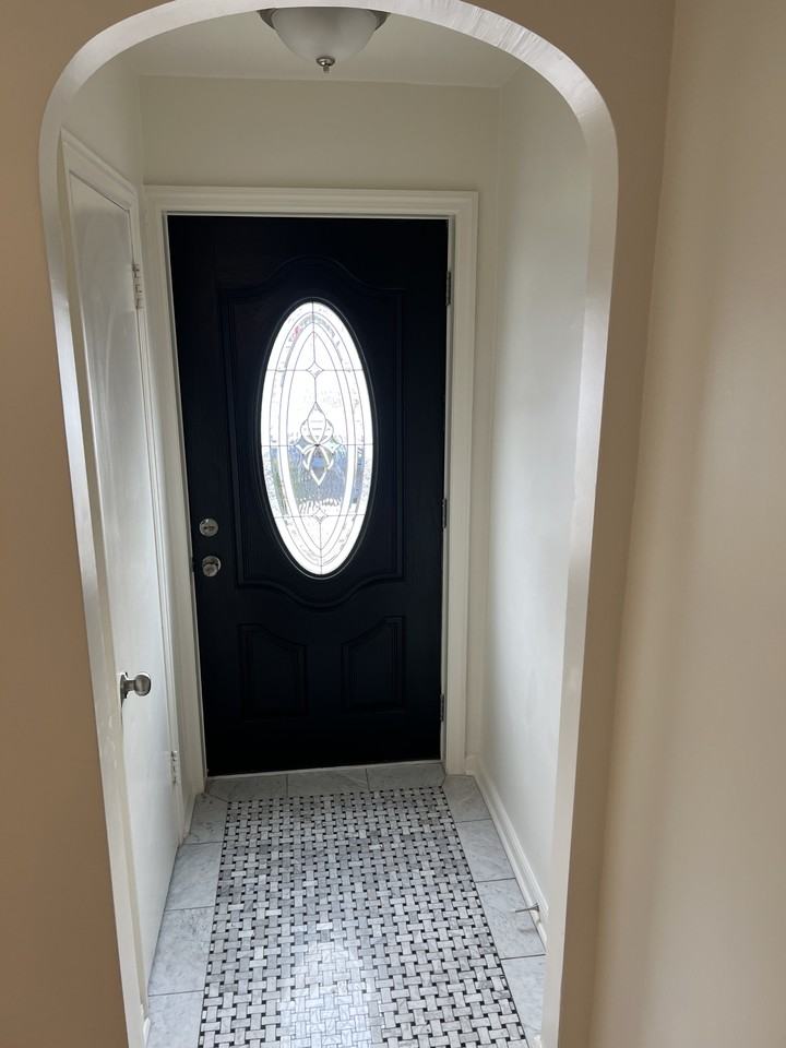 1013 Longshore Ave #NA - Photo 2 of 8
