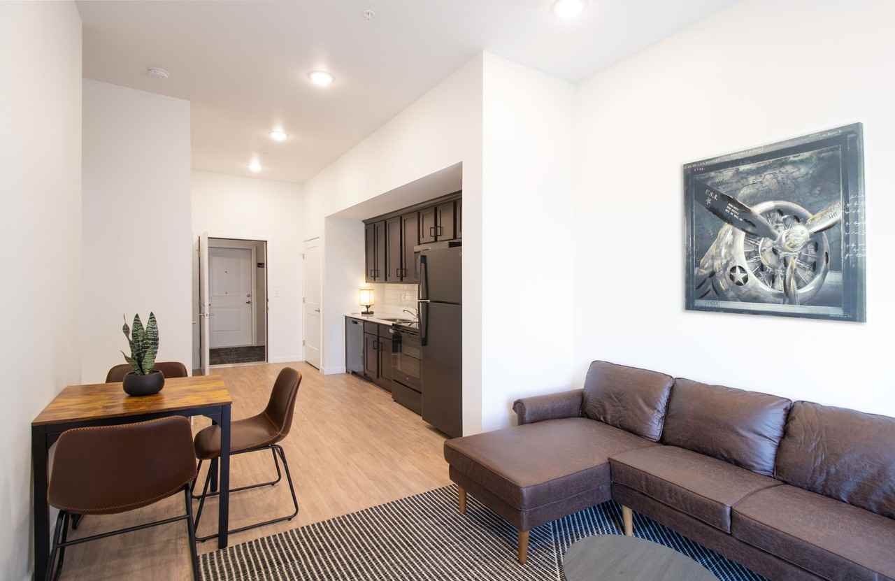 1310 E Saint Louis St #1 - Photo 2 of 10