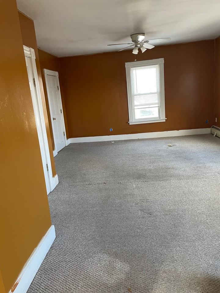 73 Phillips St #2 - Photo 3 of 11