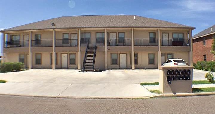 2010 Miroslava Ave #9 - Photo 3 of 7