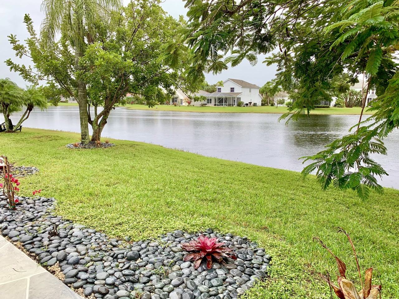 4972 Se Mariner Village Ln #NA - Photo 5 of 17