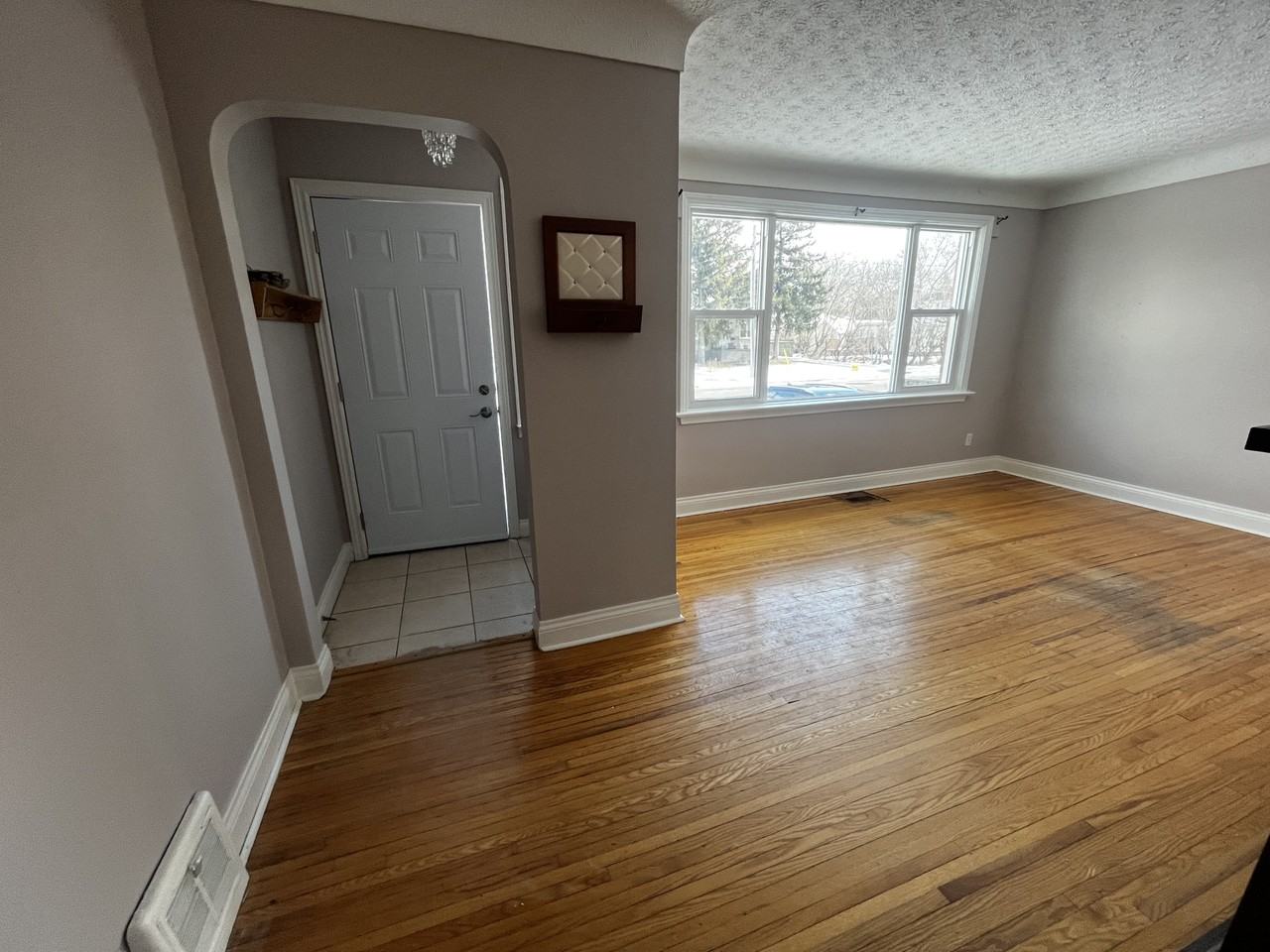 253 Lillian St #1 - Photo 2 of 15