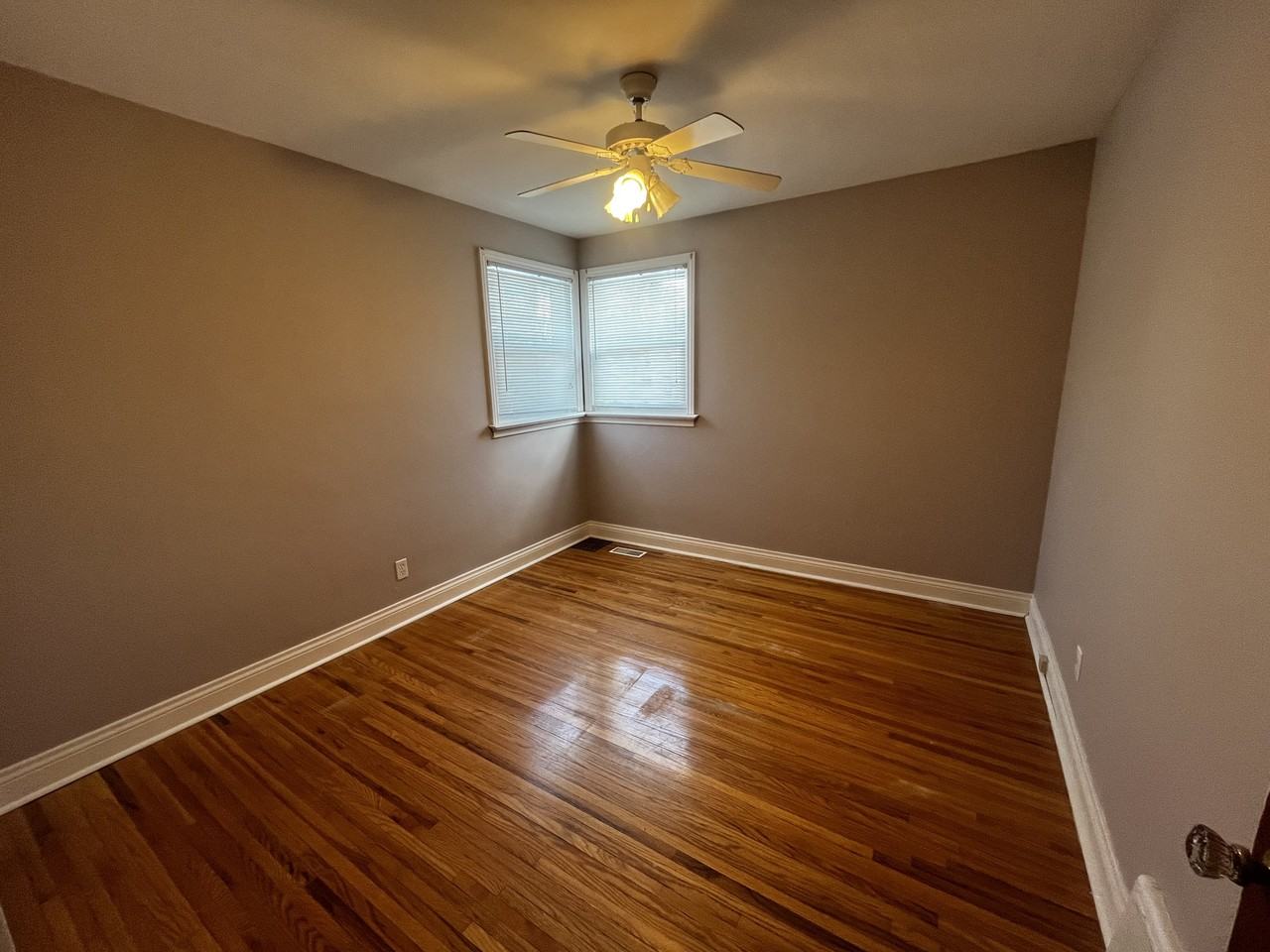 253 Lillian St #1 - Photo 6 of 15