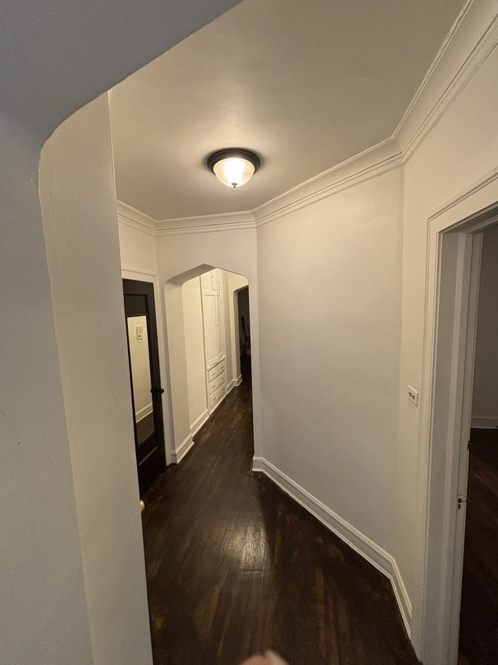 8031 South Maryland Avenue - Photo 2 of 13