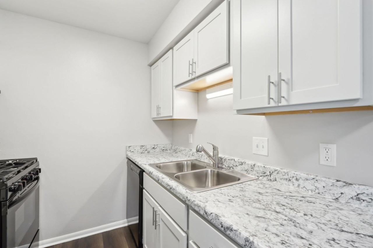 Mayfair Apartments - Photo 2 of 50