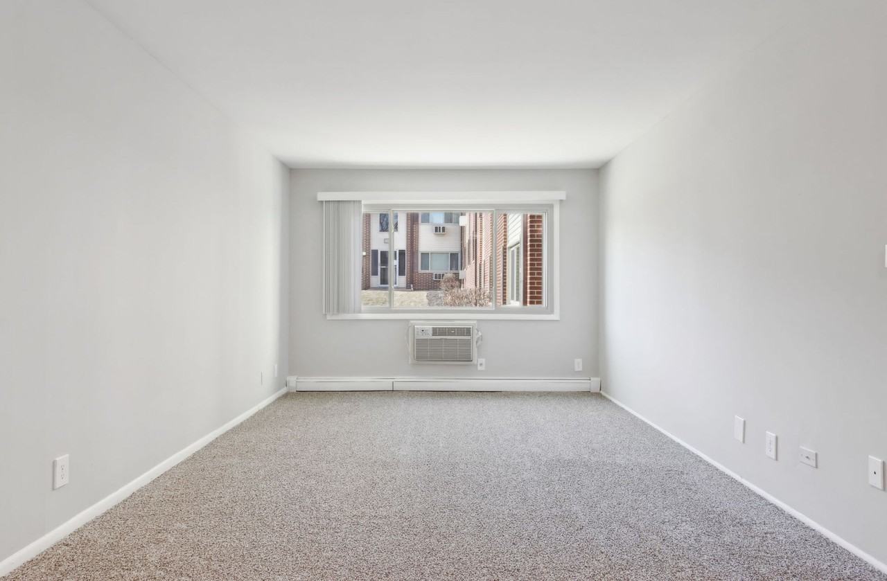 Mayfair Apartments - Photo 7 of 50