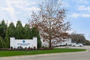 featured image of 180 Cave Rd