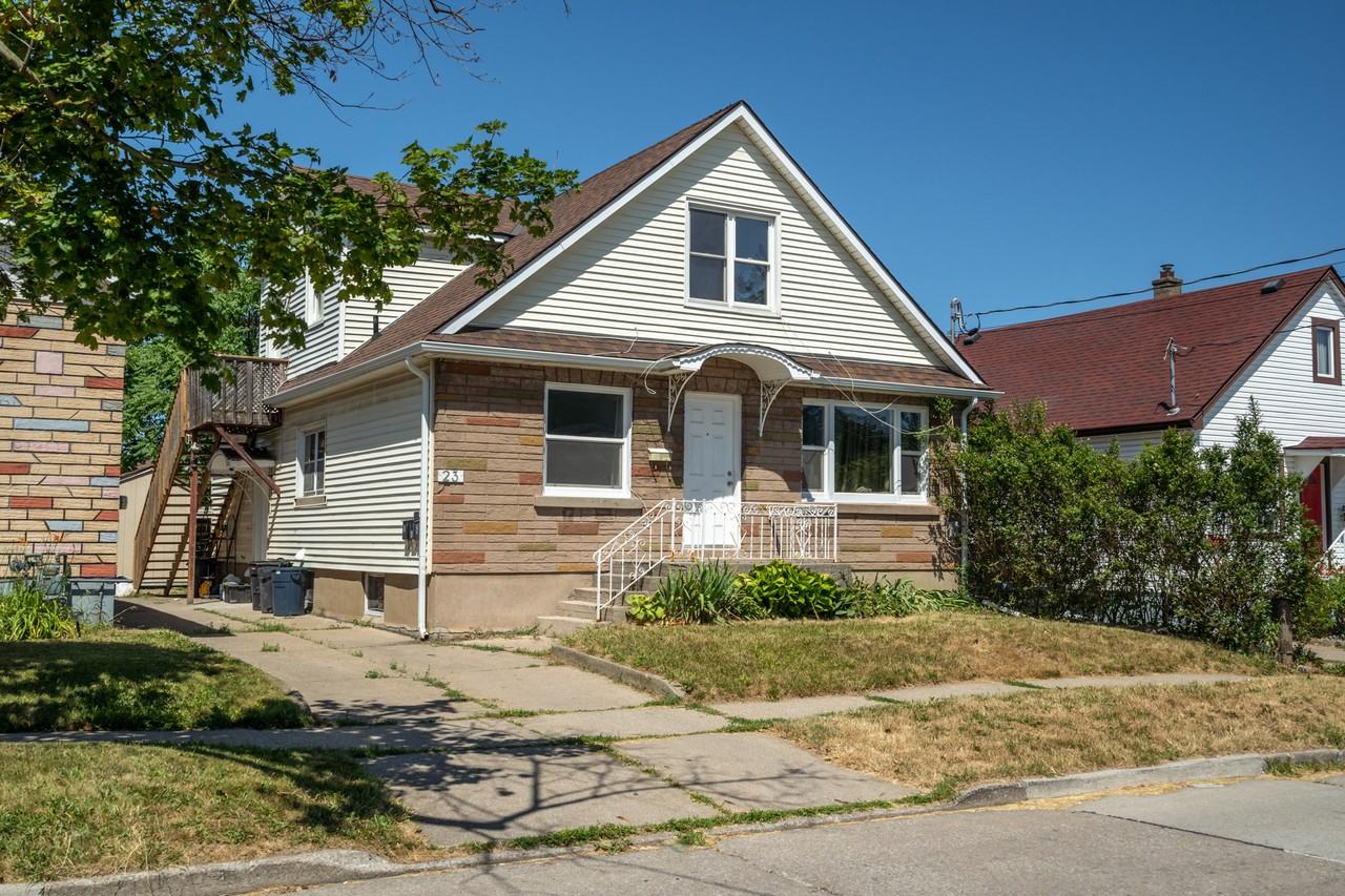 23 Augusta Ave #2 - Photo 2 of 50