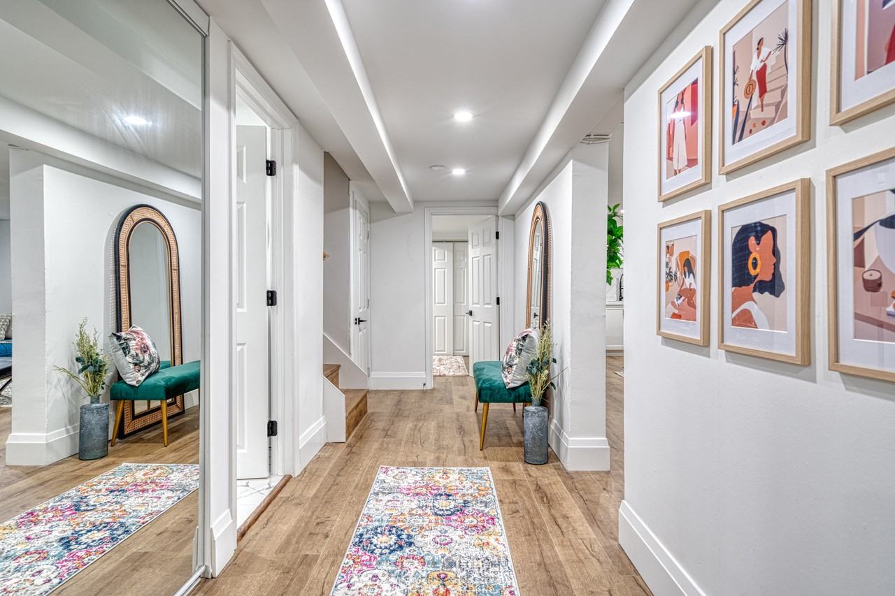 23 Augusta Ave #2 - Photo 7 of 50