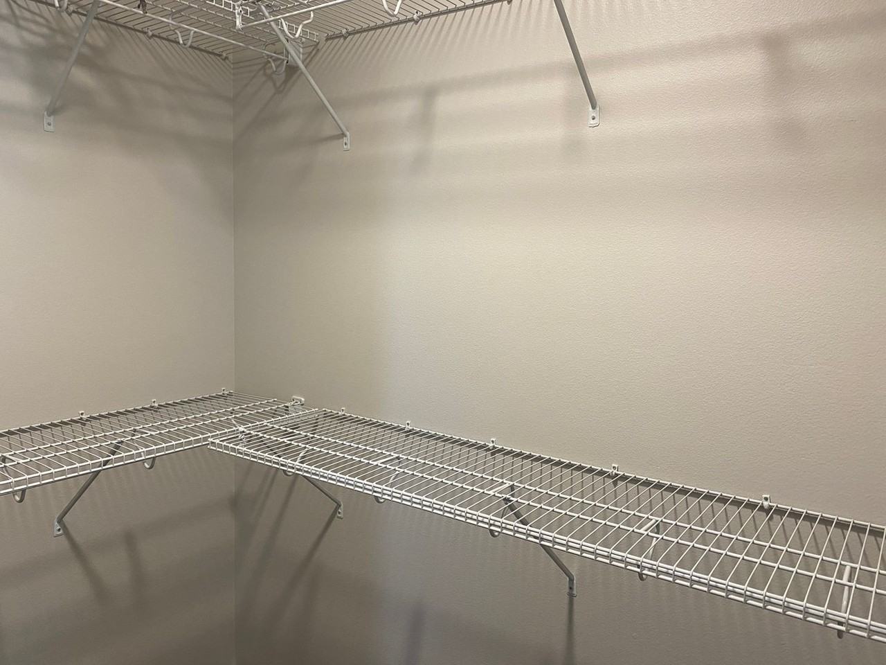 RS Tower - Photo 6 of 38