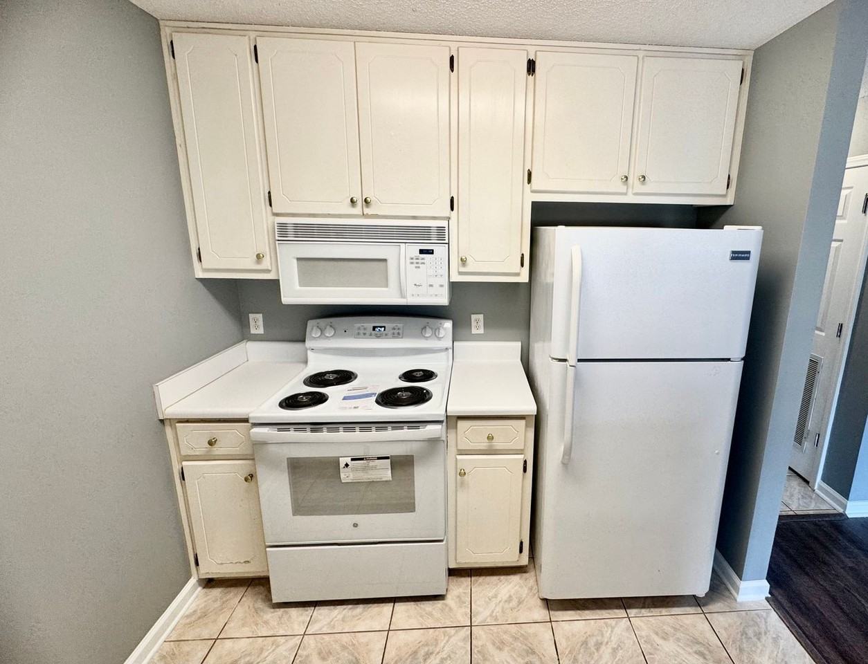 102 Woodrun Dr - Photo 4 of 22