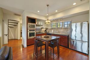 featured image of 1279 Woodhaven Ln