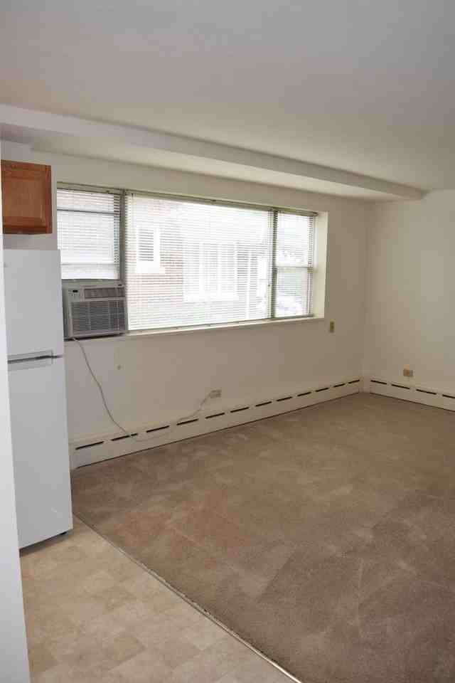 312 Clark by Royse + Brinkmeyer - Photo 7 of 26