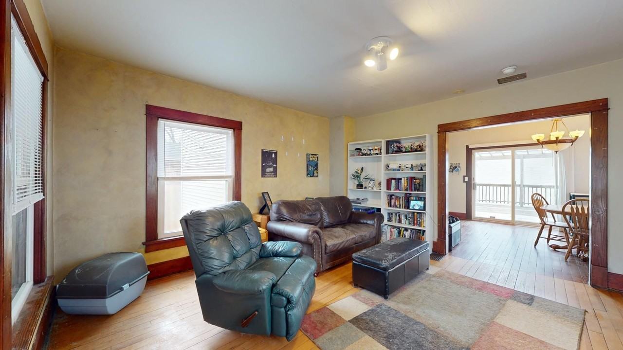 201 Washington Ave - Photo 2 of 23