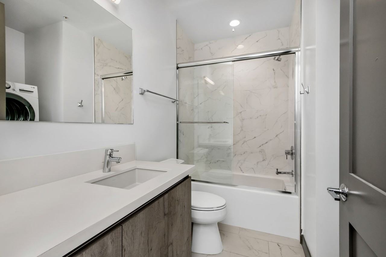 Townhomes and Studios in Culver City w/ Parking & Private Rooftop Deck! - Photo 5 of 17