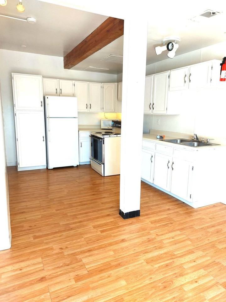 (1614 8th Ave) - Photo 2 of 39