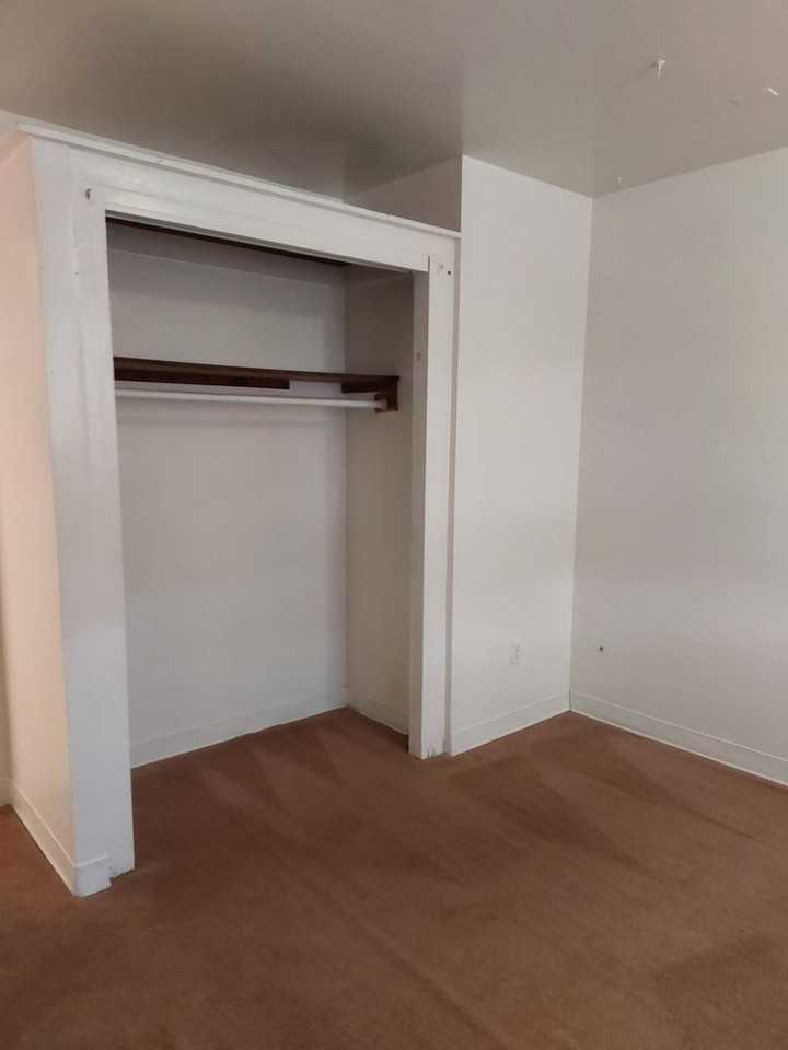 (1614 8th Ave) - Photo 5 of 39