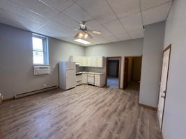featured image of 124 E Main St