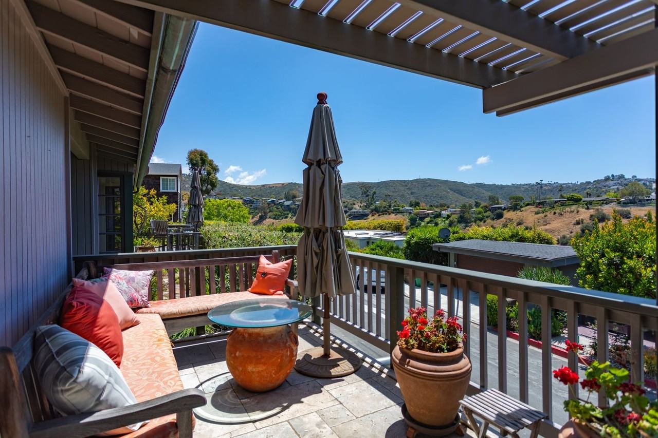 1396 Terrace Way - Photo 3 of 25