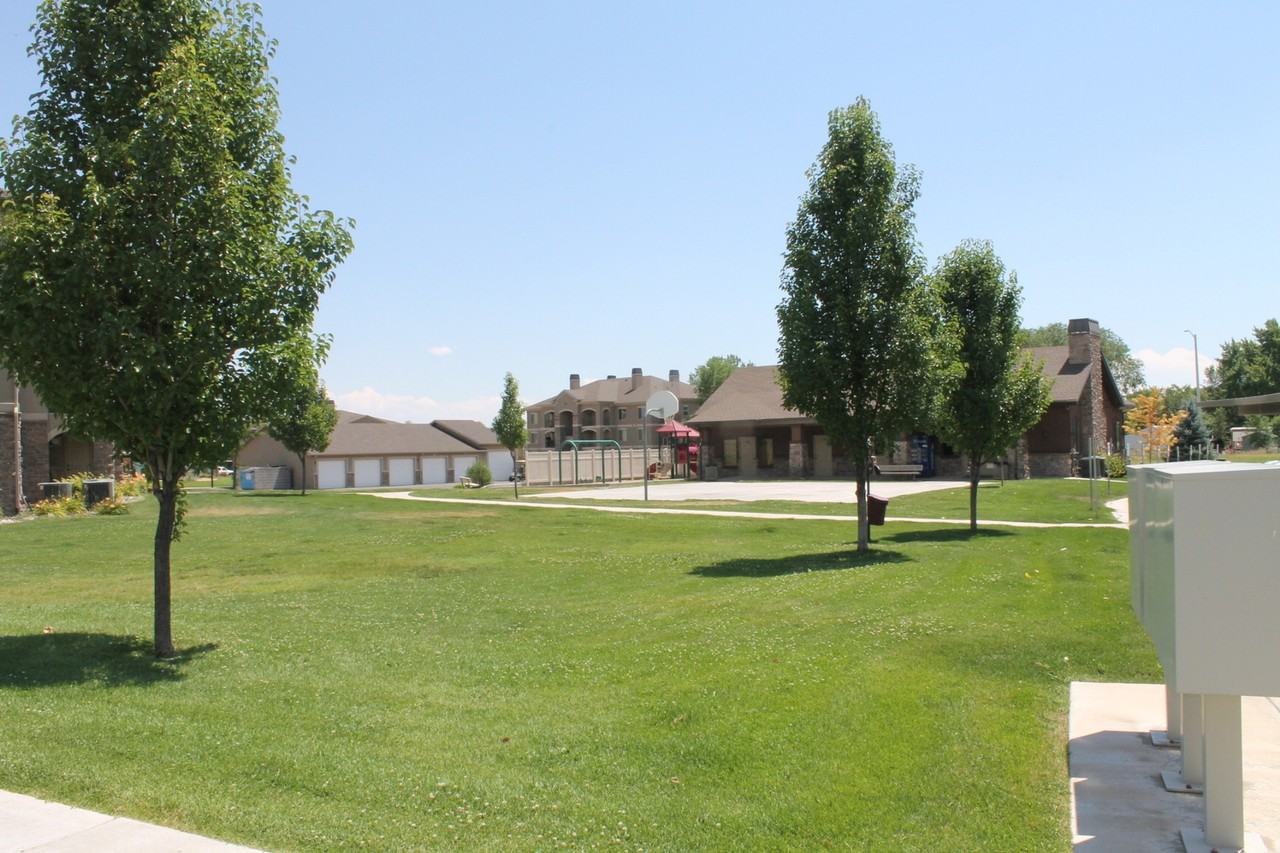 825 S 90 E #E302 - Photo 3 of 17