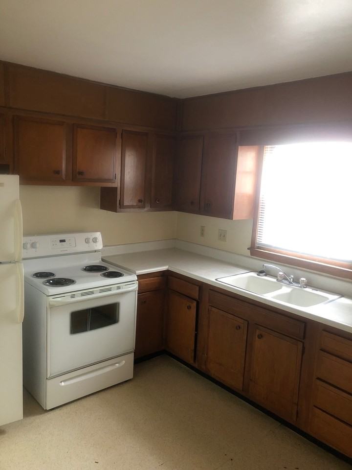 1720 Boswell - Photo 2 of 3