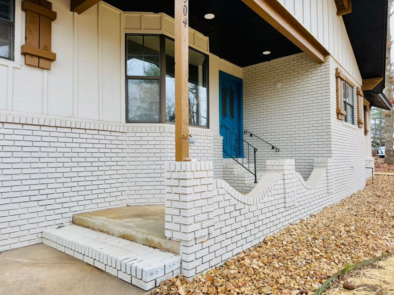 1304 Nw 10th St - Photo 2 of 23