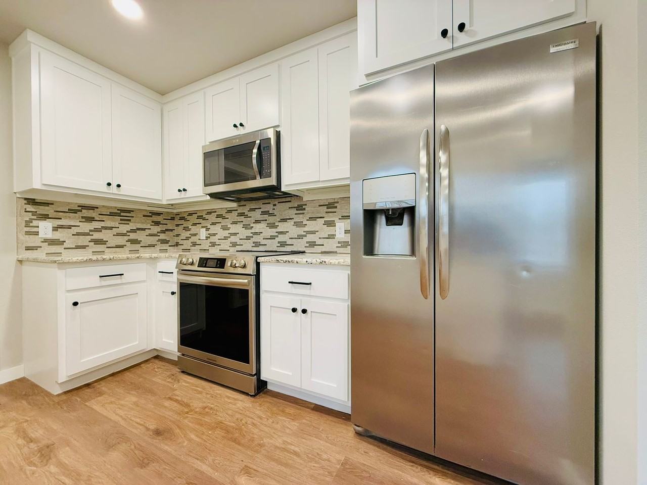 1304 Nw 10th St - Photo 7 of 23