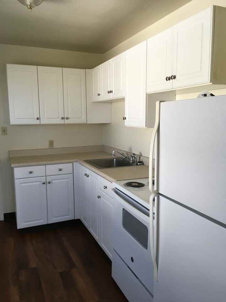 19453 Hill St - Photo 7 of 16