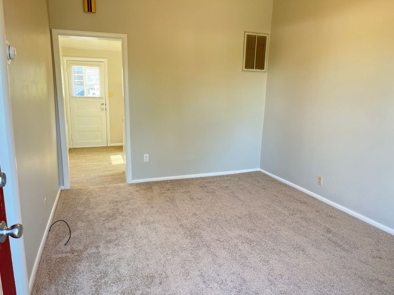 1831 Billings Avenue - Photo 2 of 8