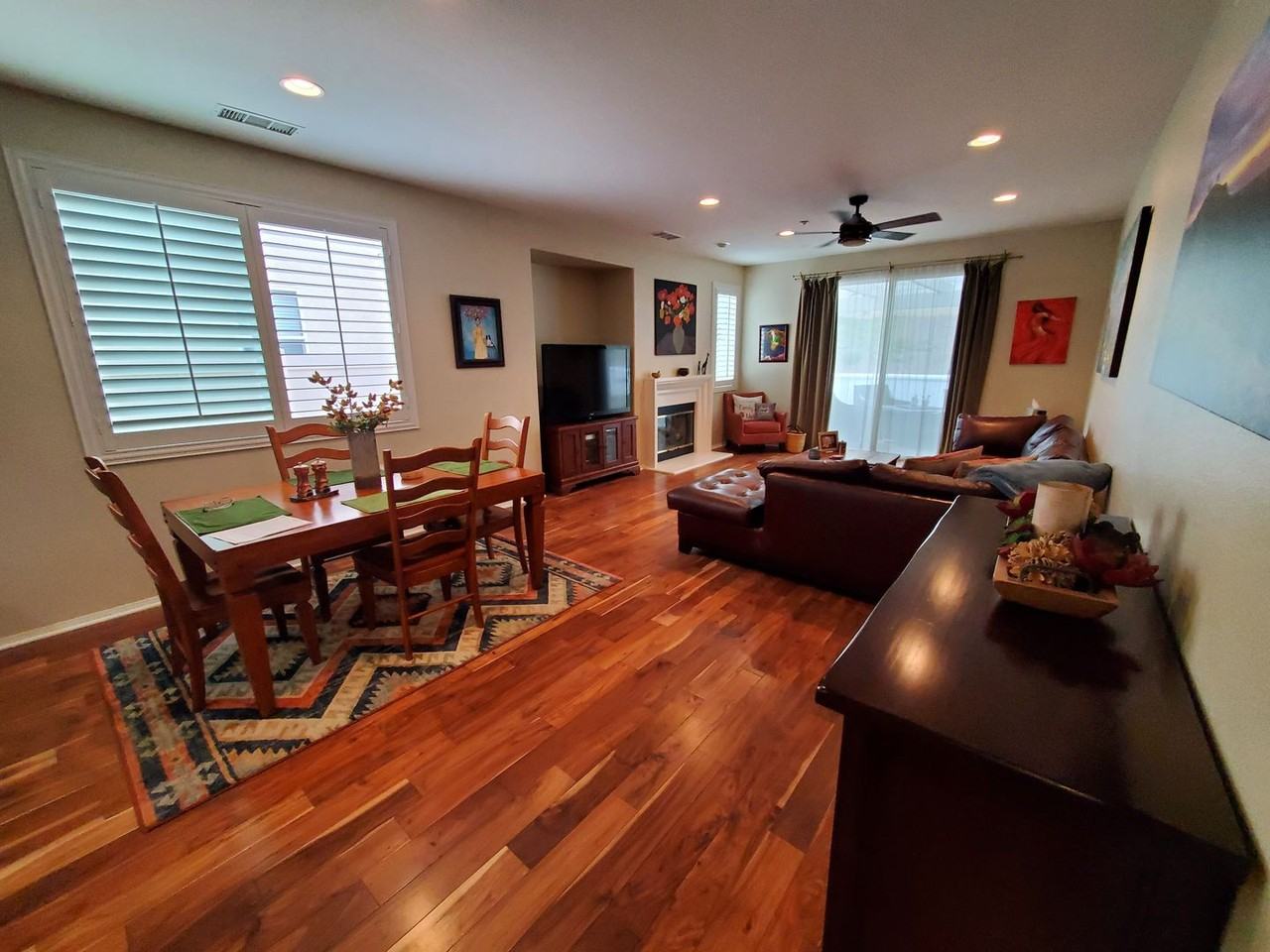 10605 Candytuft St - Photo 3 of 26