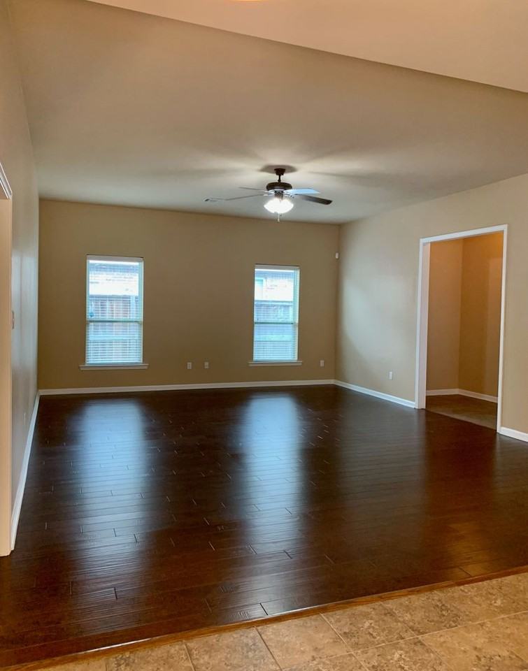 8624 Abertay Ave - Photo 3 of 13